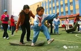 NBA雄鹿vs掘金：波特穆雷次节追分，约基奇背打阿德托昆博反超比分